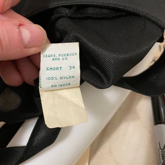 60s Vintage Sears Black Nylon Slip with Unusual Lace Hem & Bow Detail Size 34 - Picture 7 of 7